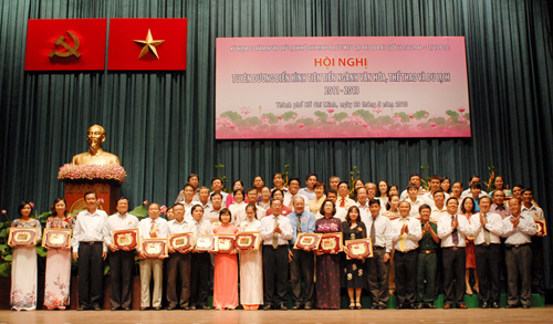 Sở VHTTDL TP.Hồ Chí Minh: Tuyên dương Điển hình tiên tiến Ngành Văn hóa, Thể thao và Du lịch  &#40;2011-2013&#41; - 5