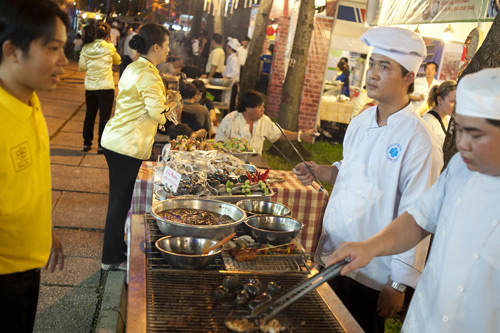 TP.Hồ Chí Minh: Khai mạc Liên hoan Ẩm thực “Món ngon các nước”, lần thứ IX – 2013 - 8