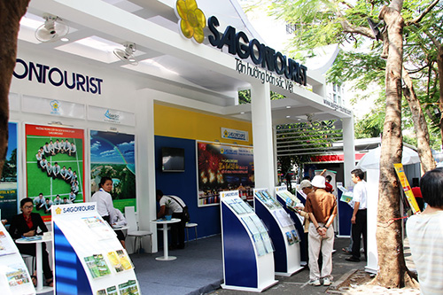 Lữ hành Saigontourist nhận 5 Giải thưởng tôn vinh - năm 2013 - 1