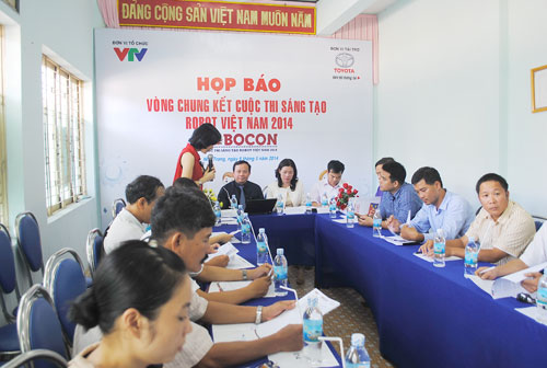 Nha Trang: Vòng Chung kết Robocon Việt Nam 2014 - 2
