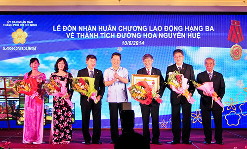 Chúc mừng Saigontourist đón nhận Huân chương Lao động hạng III - 1