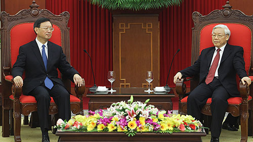 TUỔI TRẺ &#40;19/6/2014&#41;: Không thể thay đổi chủ quyền của Việt Nam - 2