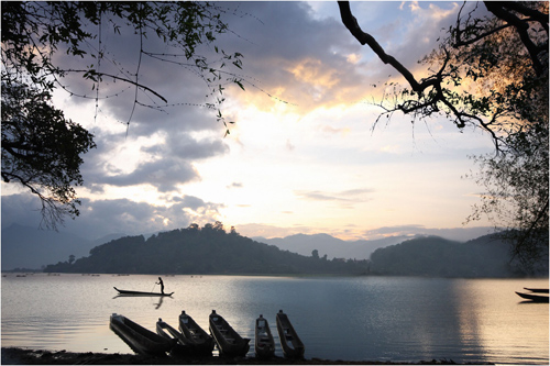 SÔNG NƯỚC – TÌNH NGƯỜI - 1