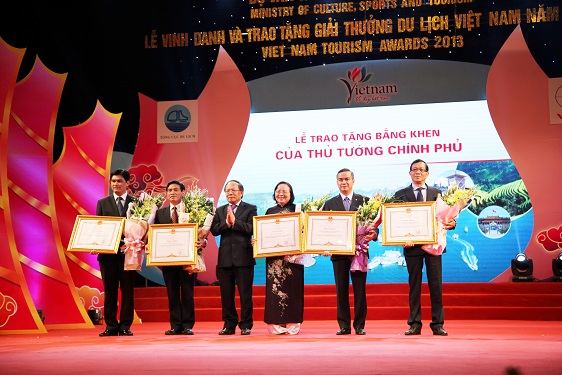 Trao tặng giải thưởng Du lịch Việt Nam năm 2013 - 3