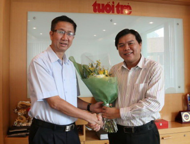 Ông Tăng Hữu Phong phụ trách báo Tuổi Trẻ - 1