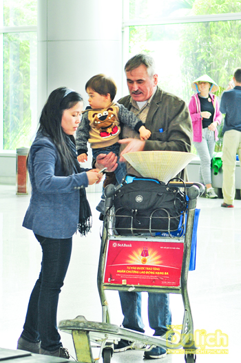 Thành phố Hồ Chí Minh đón đoàn du khách quốc tế đầu tiên, năm 2015 - 8