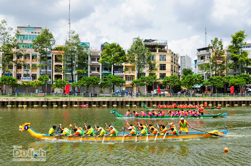 Sôi động giải đua thuyền truyền thống TPHCM 2015 - 9