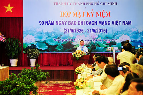 TP.Hồ Chí Minh kỷ niệm 90 năm Ngày Báo chí Cách mạng Việt Nam:  Chúc các Nhà báo “Mắt sáng, lòng trong, bút sắc” - 1