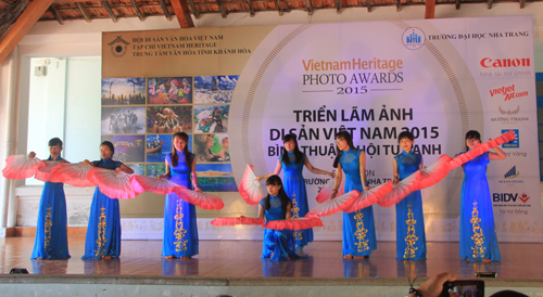 Nha Trang: Triển lãm ảnh Di sản Việt Nam 2015 “Bình Thuận – Hội tụ xanh” - 1