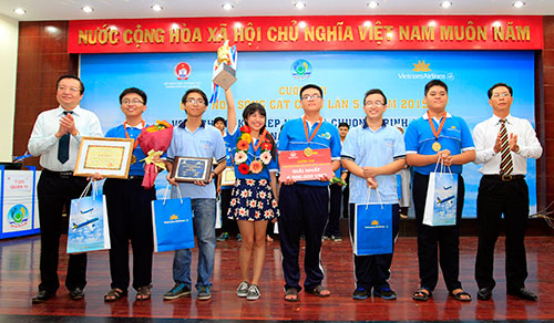 Vietnam Airlines chung kết cuộc thi “Cùng non sông cất cánh” lần 5 - 4