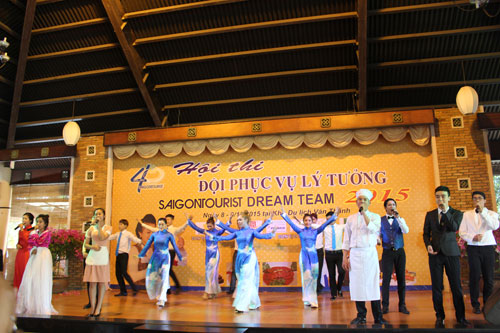 HỘI THI “ĐỘI PHỤC VỤ LÝ TƯỞNG SAIGONTOURIST 2015” Saigontourist Dream Team 2015 - 3