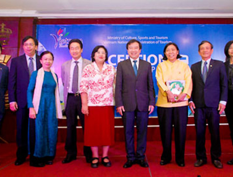 Chào mừng đoàn ASEAN Friendship Caravan 2016 - 1