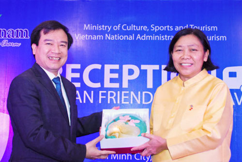 Chào mừng đoàn ASEAN Friendship Caravan 2016 - 3