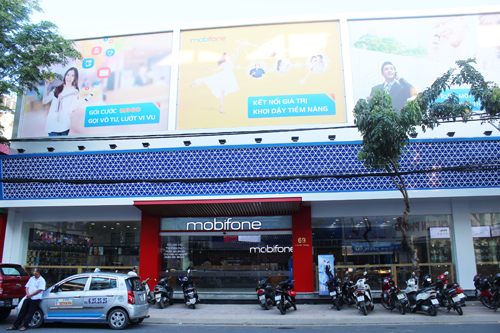 Tổng Công ty Viễn thông MobiFone khai trương cửa hàng bán lẻ thiết bị đầu cuối tại Nha Trang - 1