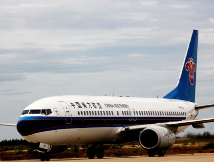 China Southern Airlines kỷ niệm 24 năm đường bay Quảng châu- TP.HCM - 1