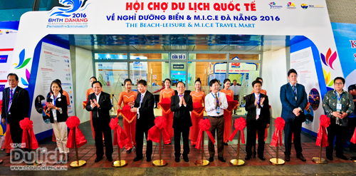 Cắt băng khai mạc Hội chợ Du lịch quốc tế Đà Nẵng 2016 - 1