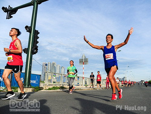 Marathon QT TPHCM 2017 - Chinh phục những bước chân - 13