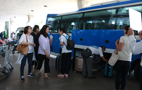 Sở Du lịch TP.Hồ Chí Minh tiếp đón đại biểu TPO tại sân bay quốc tế Tân Sơn Nhất - 4