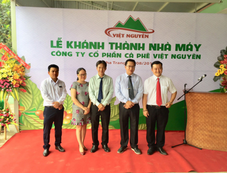 NHA TRANG: Thương hiệu cà phê Việt Nguyên chính thức ra mắt - 1