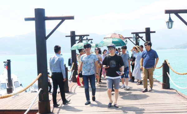 Đoàn famtrip đến từ Hàn Quốc tham quan Khu du lịch Hòn Tằm - 4