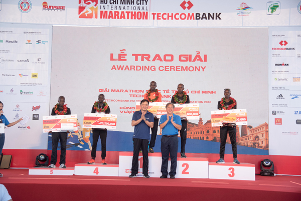 Marathon Quốc tế Thành phố Hồ Chí Minh Techcombank 2018: NHỮNG BƯỚC CHẠY GIÀU Ý NGHĨA - 2