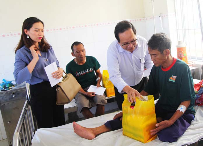 Dựng tượng bác sĩ Yersin tại bệnh viện tỉnh Khánh Hòa - 3