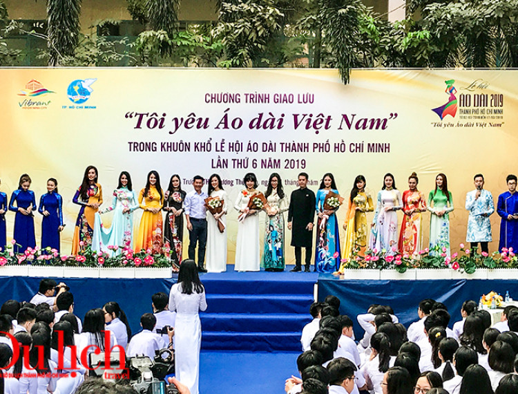 Chương trình giao lưu “Tôi yêu Áo dài Việt Nam” - 8