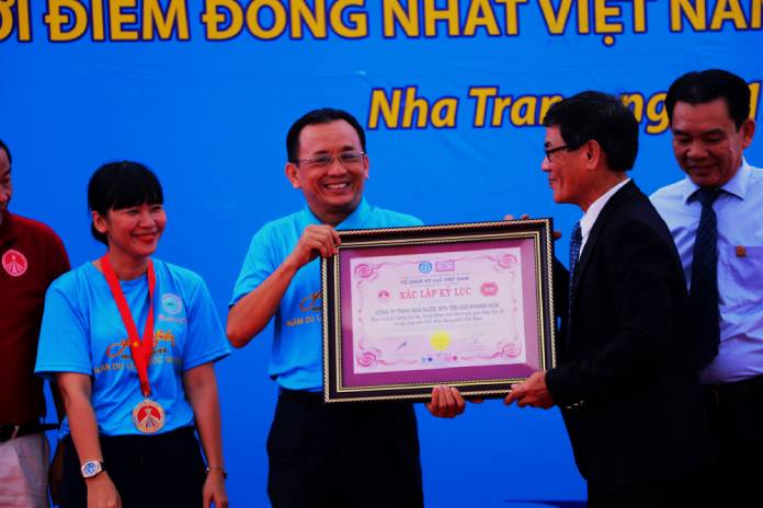 “Sanest, Sanvinest đồng hành cùng sức khỏe cộng đồng  và đón nhận Kỷ lục Việt Nam” - 2