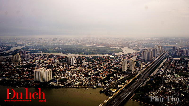 Ngắm Sài Gòn trên đỉnh tòa tháp cao nhất Đông Nam Á - 11