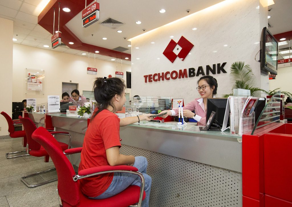Techcombank chính thức được Ngân hàng nhà nước trao quyết định áp dụng chuẩn mực Basel II - 1