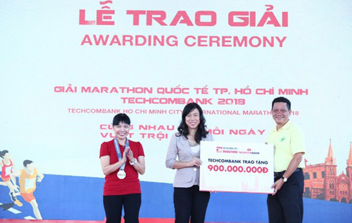 Giải Marathon quốc tế TP. HCM Techcombank 2019 thu hút gần 13.000 người tham dự - 1