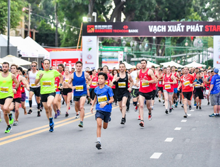 Giải Marathon quốc tế TP. HCM Techcombank 2019 thu hút gần 13.000 người tham dự - 2