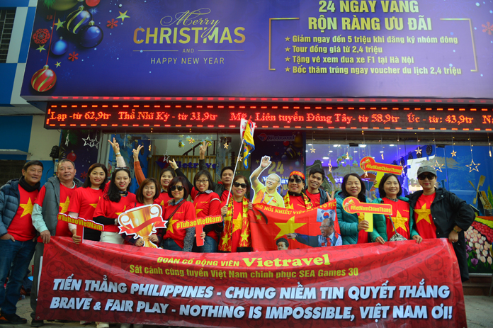 Người hâm mộ rầm rộ sang Philippines “tiếp lửa” Tuyển U22 Việt Nam tại chung kết SEA GAMES 30 - 2