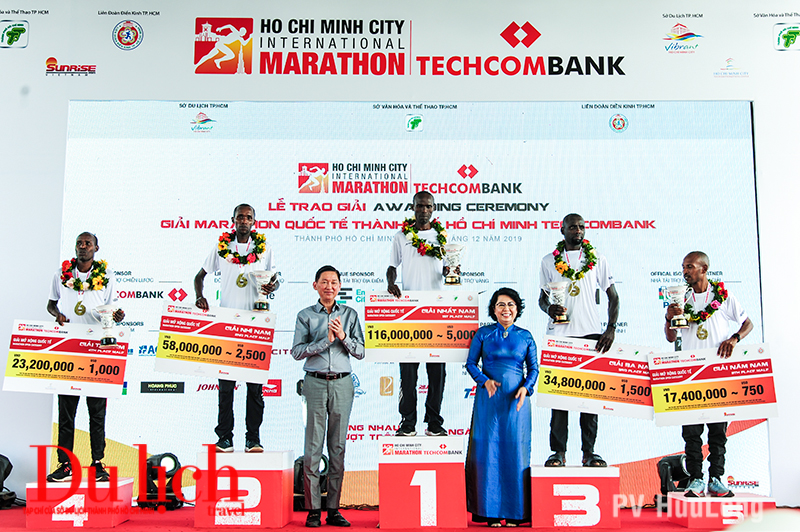 Trao giải Marathon quốc tế TPHCM Techcombank 2019 - 1