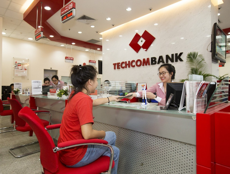 Techcombank công bố gói hỗ trợ 30,000 tỷ đồng chia sẻ khó khăn, tạo điều kiện cho khách hàng ổn định đời sống và hồi phục kinh doanh - 1
