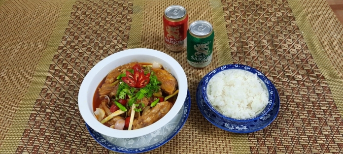 Hướng dẫn thực hiện món gà nấu Bia Saigon - 1