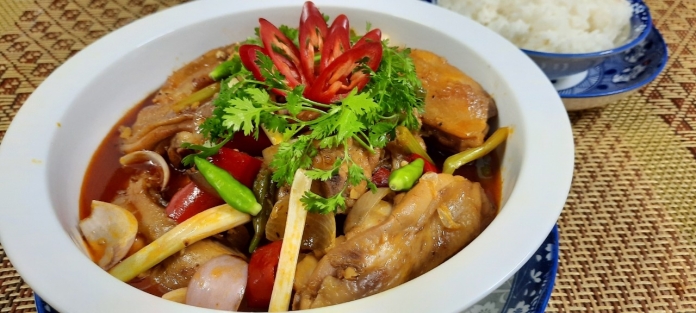 Hướng dẫn thực hiện món gà nấu Bia Saigon - 2