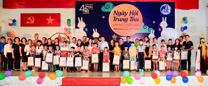 Saigontourist Group mang Tết Trung thu đến với học sinh nghèo hiếu học - 1