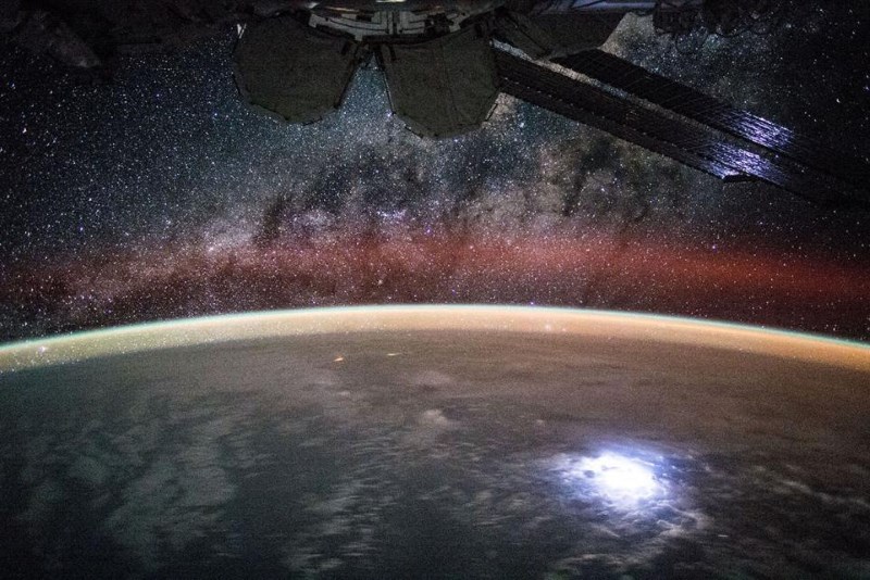 Trái Đất đẹp tuyệt vời khi được chụp từ trạm vũ trụ quốc tế - 6
