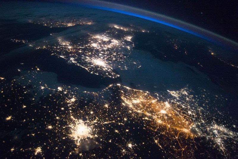 Trái Đất đẹp tuyệt vời khi được chụp từ trạm vũ trụ quốc tế - 13