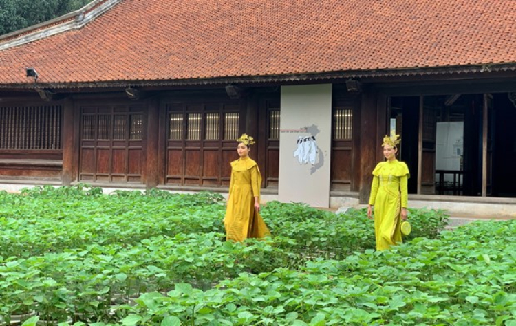 ‘Áo dài của chúng ta’: Ngày hội tôn vinh ‘di sản’ của phụ nữ Việt Nam - 2