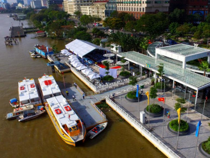 Chuyển động - Tp. Hồ Chí Minh cho phép khai thác du lịch khu bến Bạch Đằng hết năm 2022