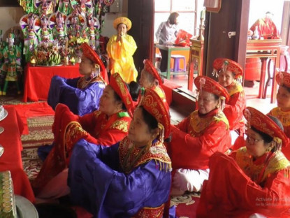 Tin trong nước - Lễ hội đền Mẫu Thượng Sa Pa mở màn du lịch hè Lào Cai