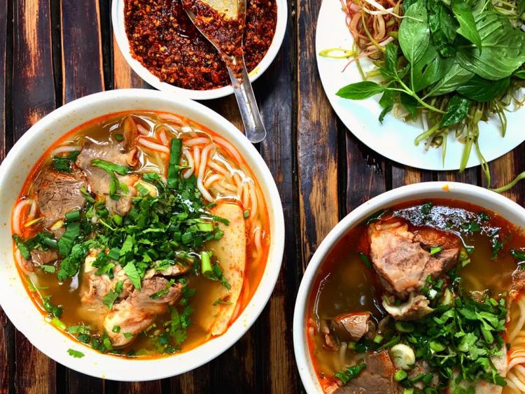Hà Nội và Huế nằm trong 10 địa điểm ẩm thực cần phải ghé thăm ở Đông Nam Á
