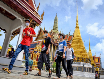 Chuyển động - Thái Lan ghi nhận hơn 1.300 ca nhiễm COVID-19 mới, 'vỡ mộng' khôi phục du lịch