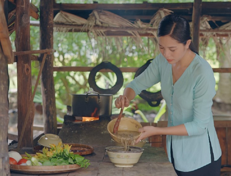 Nữ hoàng trang sức đam mê ẩm thực miền Tây