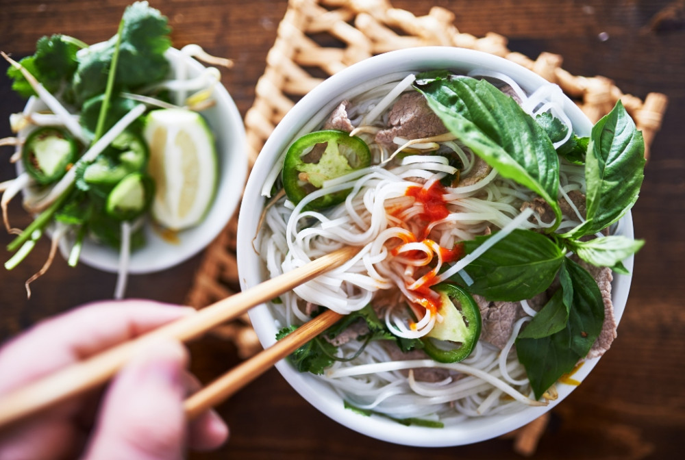 Phở Việt Nam là một trong những món “phải thử một lần trước khi chết” - 1