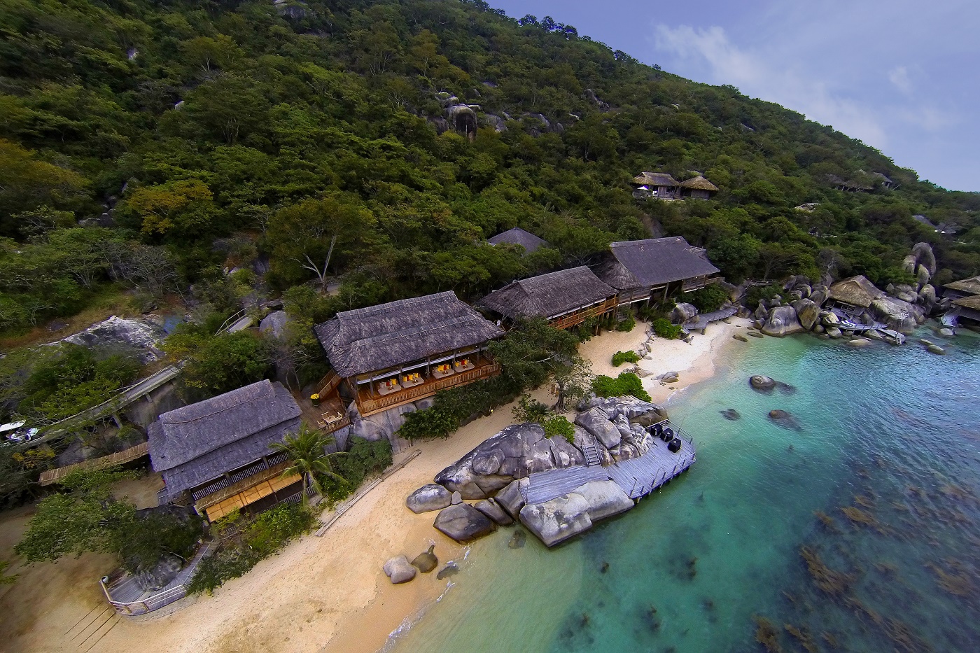 Resort ở vịnh Ninh Vân được đánh giá tốt nhất thế giới - 1