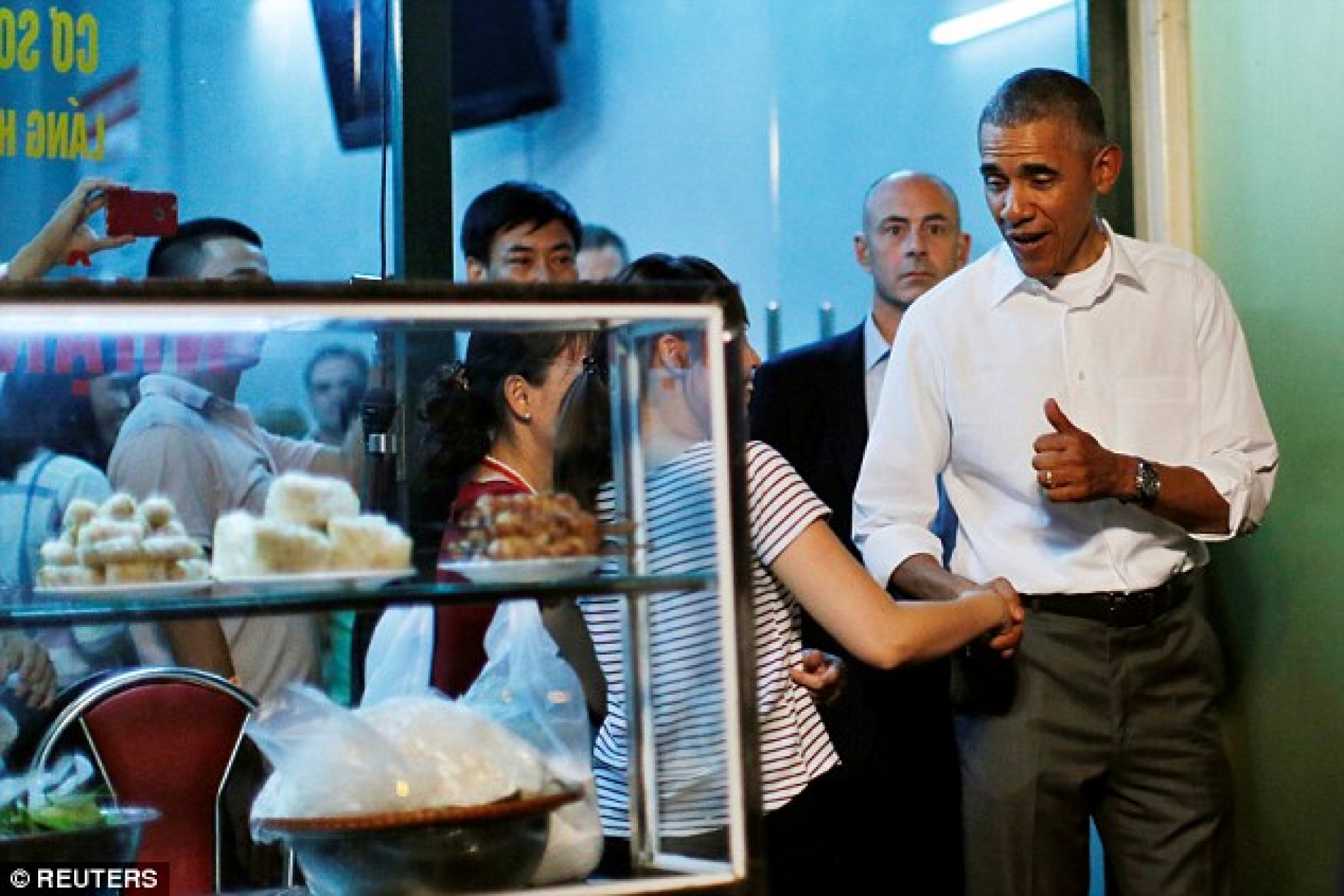 Các nhà hàng Việt Nam vinh dự đón Tổng thống Mỹ có gì đặc biệt? - 10