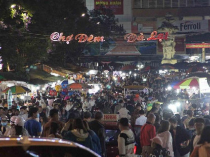 Chuyển động - Lượng du khách đến Đà Lạt dịp lễ 30/4 tăng 180%